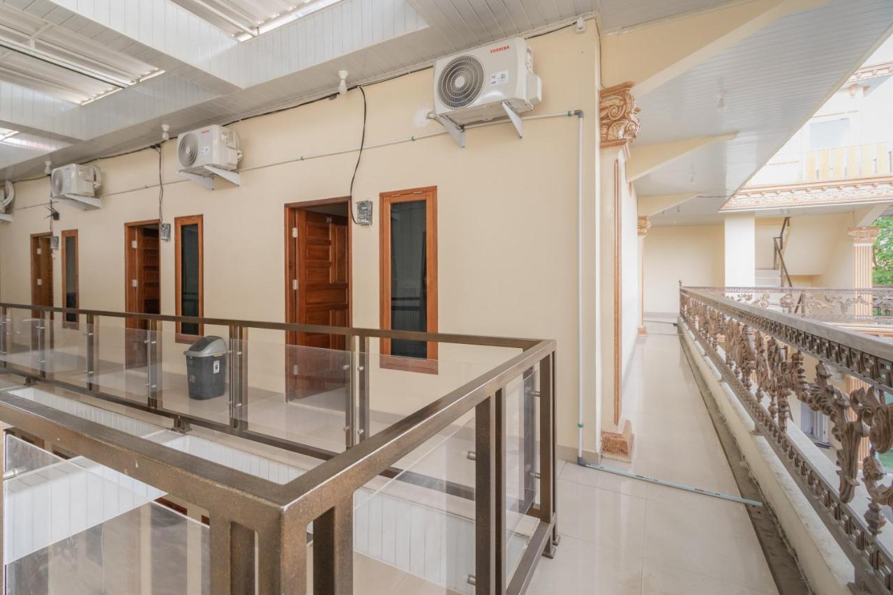 Urbanview Hotel Salsabilah Palembang By Reddoorz Extérieur photo