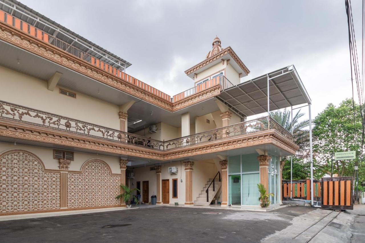 Urbanview Hotel Salsabilah Palembang By Reddoorz Extérieur photo